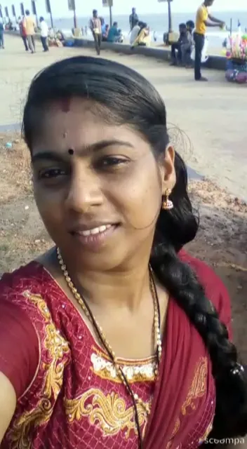 Bhabhi Ko Hotel Me Le Jake Lund Chusaya Aur Choda