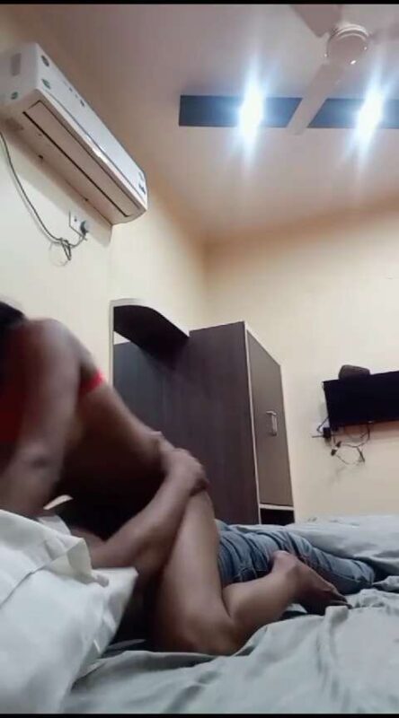 Thumbnail No 1 from Couple Fucking Hardcore Viral Indian Sex Video Video.