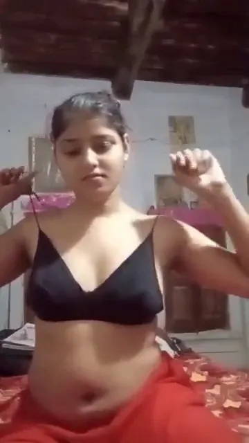 Cute Desi Indian Girl Apni MMS Banai