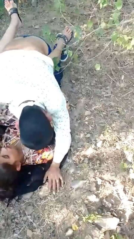 Thumbnail No 8 from Cute Desi Randi Panty Removed Fucked Outdoors Video.
