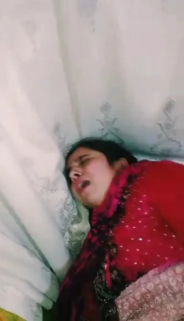 Cute Pinky Ki Dard Bhari Chudai