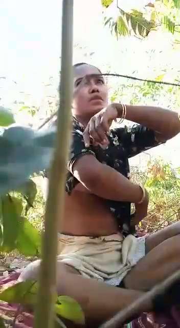 Desi Randi Group Sex With Local Guys Viral Outdoor