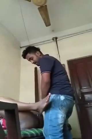 Desi Randi Sex With Her Customer In Cam