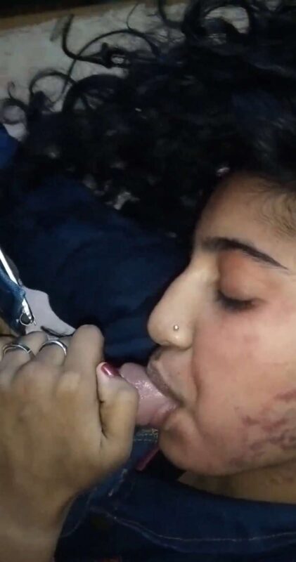 Thumbnail No 2 from Sexy Working Girl Sucking Dick Of Her Boyfriend Video.