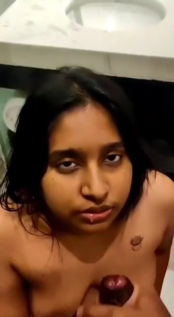 Deepthroat Blowjob Ke Baad Reverse Riding Chudai