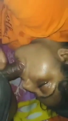Neend Se Uthi Biwi Ko Mila Lund Ka Surprise